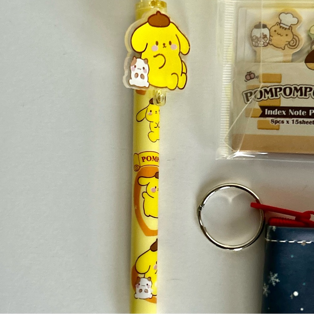 💛Pompompurin Adorable Christmas Stocking Stuffer 8-Piece Mini Bundle - Picture 9 of 10